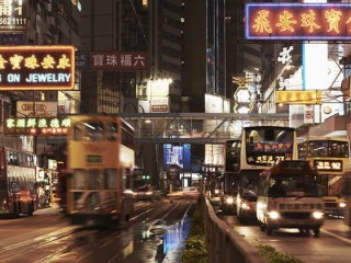 错过的二十年后：香港的科技败局和AI未来 