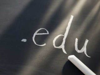 收到直男送的奇葩礼物，想分手了 