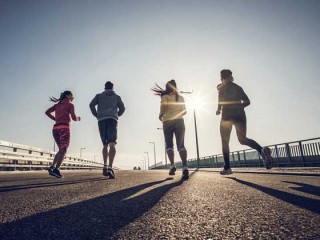 腾讯重金，阿里变阵，头条加码：体育生意风云再起 