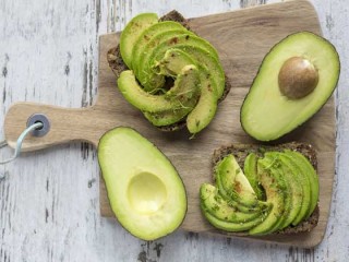 中产阶级“专供”的网红水果，牛油果为何火爆中国？ 